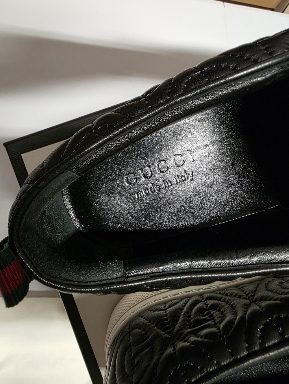 GUCCI RHOMBUS (CALFSKIN) SLIP-ON - Picture 5 of 15